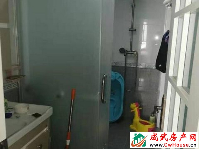 锦华锦绣园 2室2厅 114平米 简单装修 15000元/年