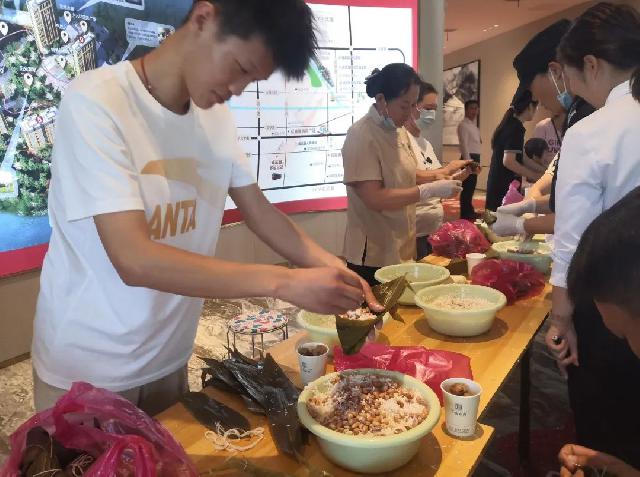 浓情端午 欢乐放“粽”||珑璟湾粽子diy活动温情上演！