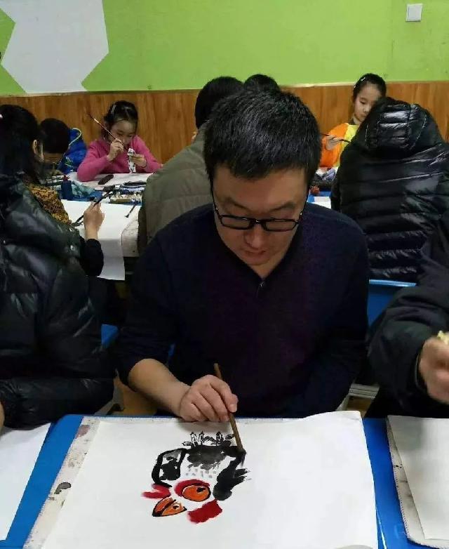 【中璟·珑璟湾】趣味亲子国画体验，免费招募小画家......