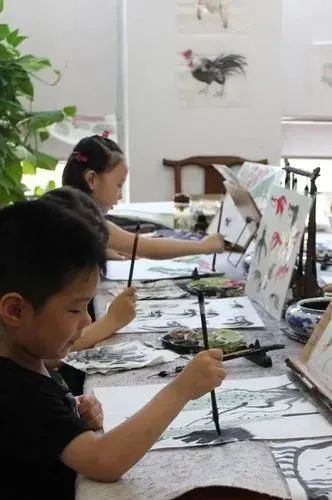 【中璟·珑璟湾】趣味亲子国画体验，免费招募小画家......