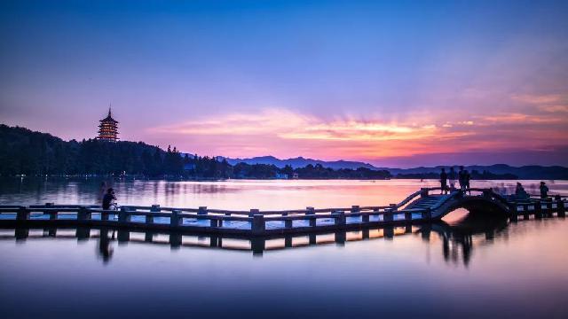 绿城·桂语江南 | 居水岸 揽湖河 卷藏湖居生活